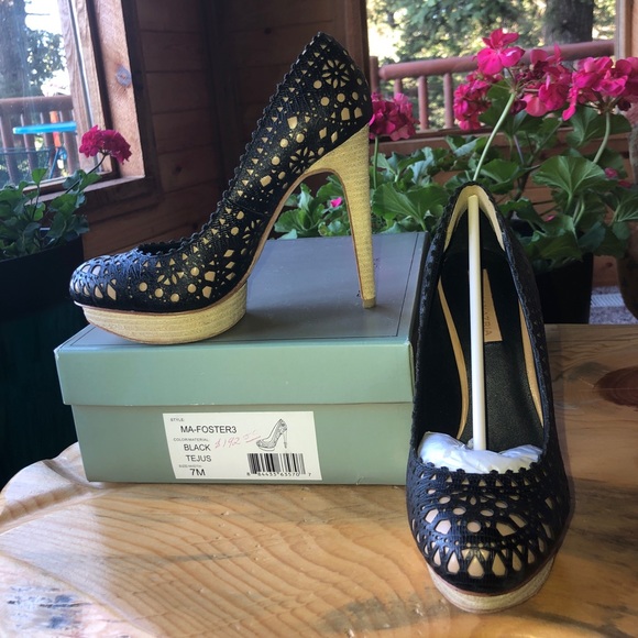 BCBGMaxAzria Shoes - Stilettos Platforms blk leather MA-Fosters3 size7